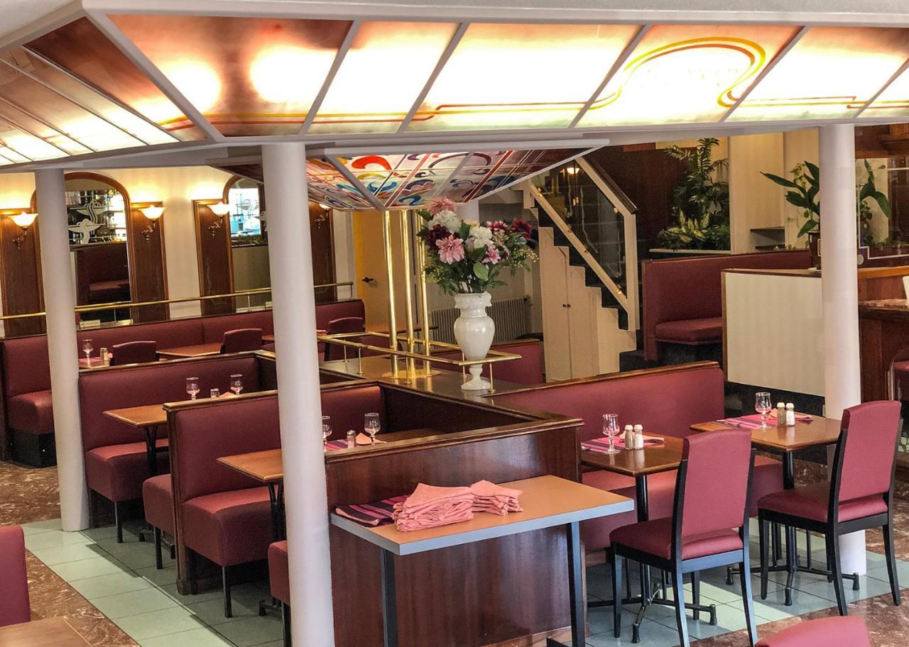 Le Cesar Hotel Royat Esterno foto